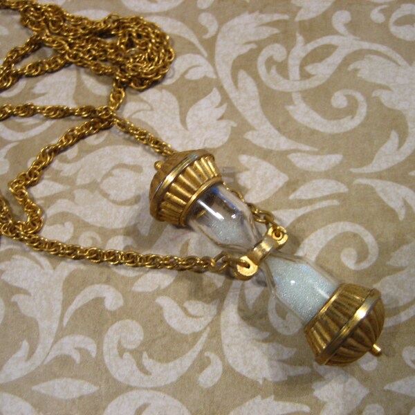 Vintage Hourglass Pendant Necklace