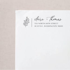 Modern return address stamp,Wedding Stamp, Save the date, Self ink stamper, Wood handle, Housewarming Gift, Family Stamp, Floral Design