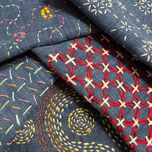 Parches de mezclilla bordados con la técnica Sashiko, hechos a mano, piezas únicas de 8x8 pulgadas.