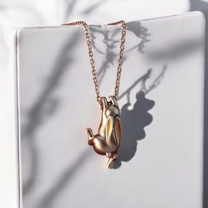 Cute Retro Rabbit Necklace – Cartoon Animal Pendant Choker for Women & Girls
