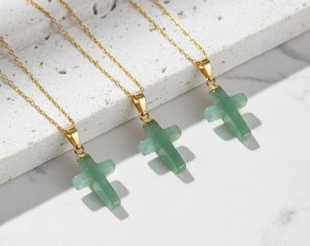 Ciondolo Croce In Giada Verde Con Catena - Placcato Oro 18K - Gioiello Donna