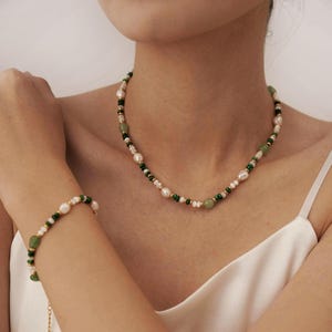 Freshwater Pearl and Green Jade Necklace and Bracelet – Beaded Jewelry Set , Elegant Wedding or Anniversary Gift for Her