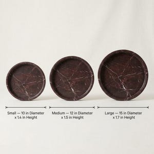 Size chart comparing small, medium, and large rosso levanto marble trays with dimensions