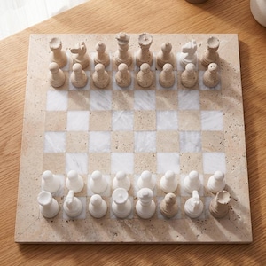 Jeu d'échecs en travertin et marbre blanc | Jeu d'échecs artisanal de 30 cm avec pièces d'échecs
