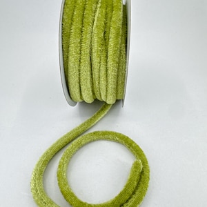 Corde pour passepoil en velours -- Vert -- 1/4 pouce -- emballage cadeau couture luxe - 1 yard