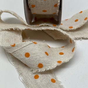 Fita de serapilheira de bolinhas laranja a granel - 5 jardas - 1 1/2 polegada - marrom abóbora feriado outono outono