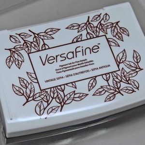 Versafine Mini Ink Pad, Ink Pad for Fine Details, Fast Drying Ink