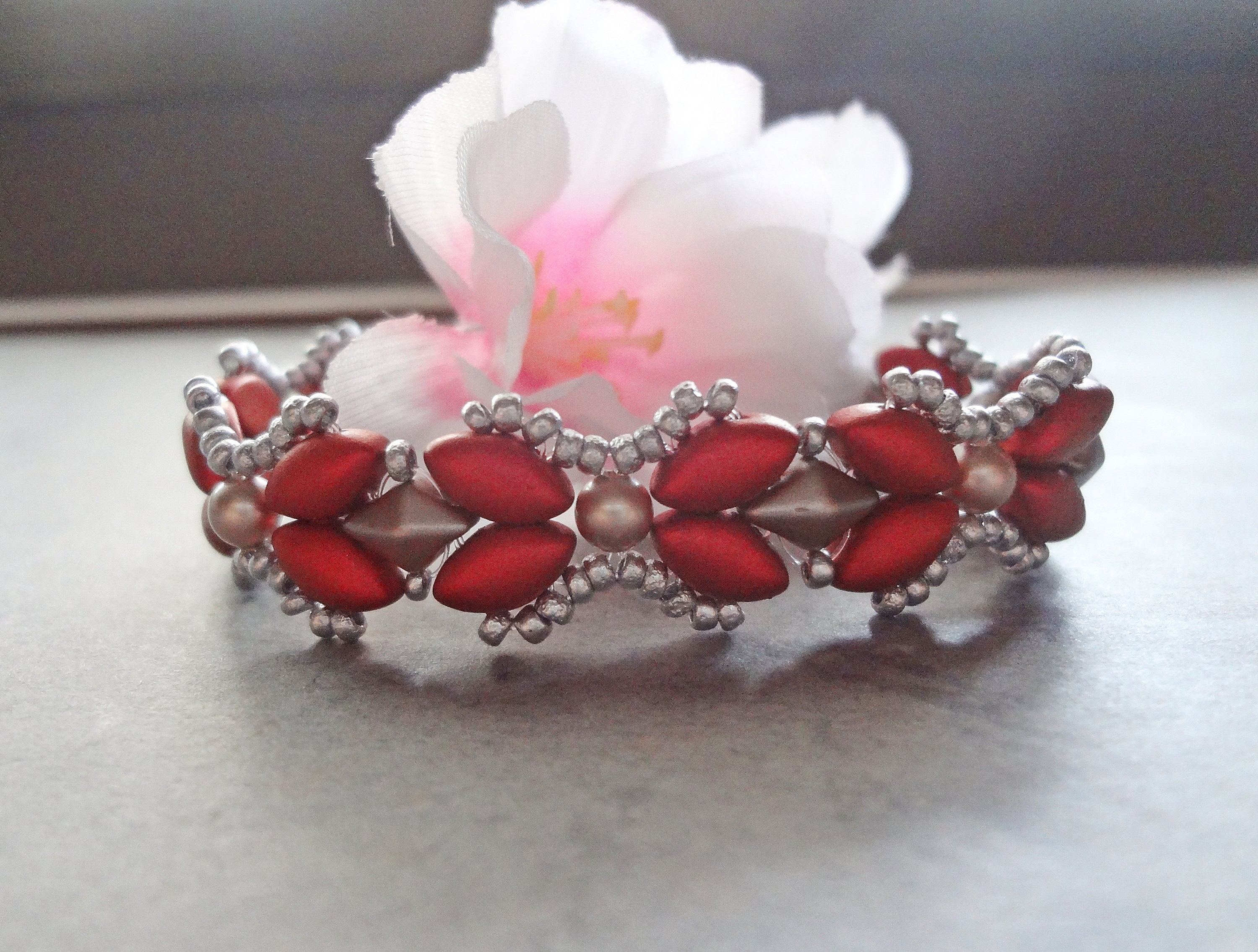 DIY Beaded Pattern - Red Bow Ribbon Bracelet (BB302) - Beading Jewelry ...