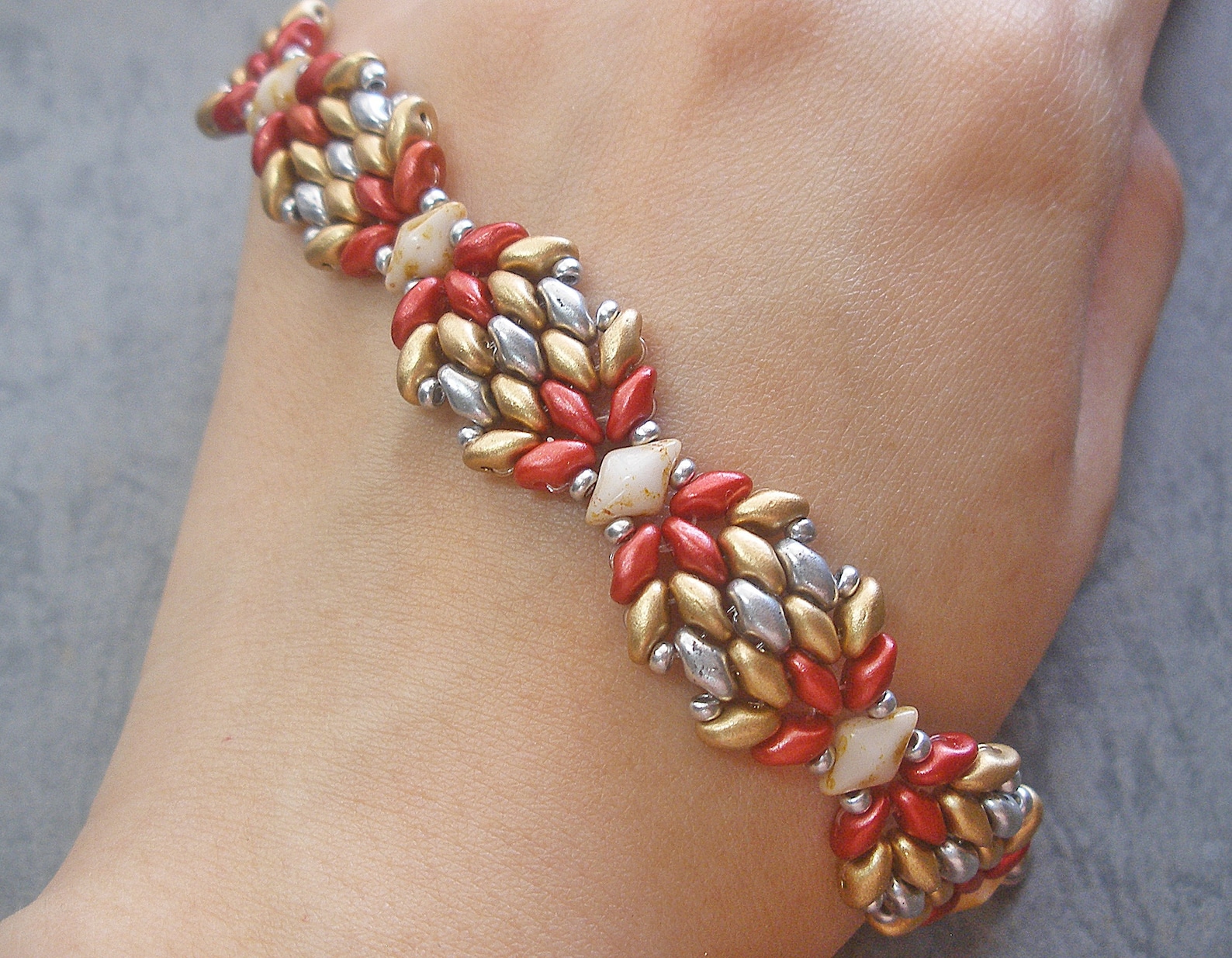 DIY Bead Pattern - Spring Flower Wing Bracelet (BB244) - Beaded Jewelry ...