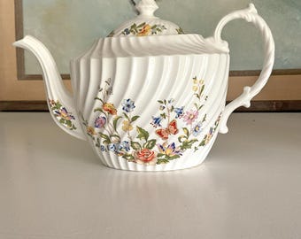 Aynsley Cottage Garden Swirl Teapot, 5 Cup Capacity, VTG Bone China, Floral and Butterfly pattern, MINT