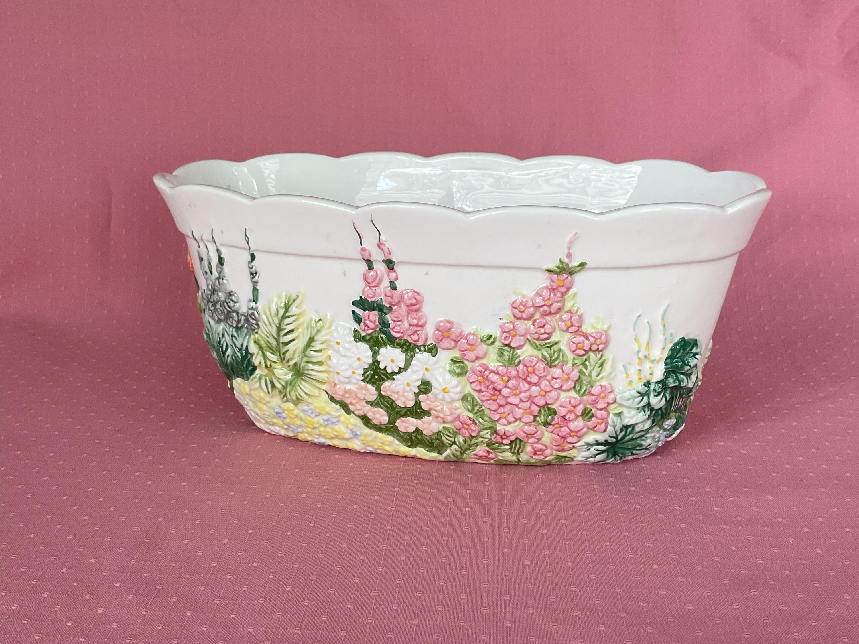 Planter, LBK Ceramic Indoor Oval Planter. LBK Ceramics, Embossed Floral Design, MINT Condition