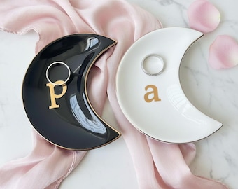 Juego de bandejas para anillos con iniciales personalizadas, joyero para parejas, bandeja de cerámica con forma de luna para guardar objetos pequeños, regalo para parejas, boda o aniversario nupcial.