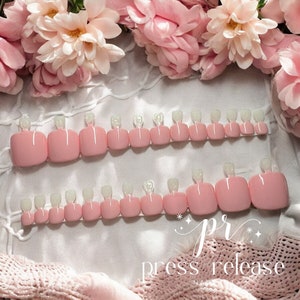 Press On Toe Nails- Barely Pink