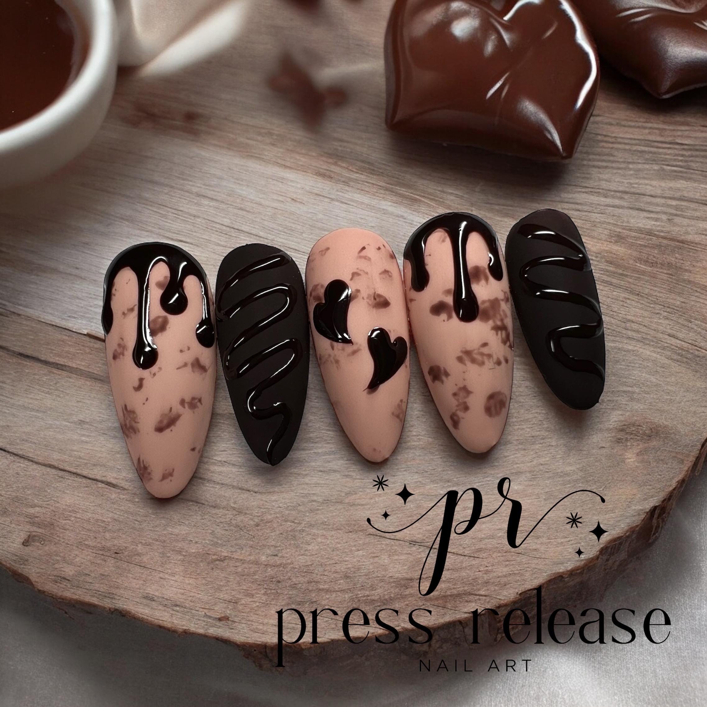 Rich Cocoa Gloss Nails