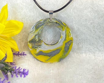 Hand Painted Iridescent Center Hollow Pendant Necklace
