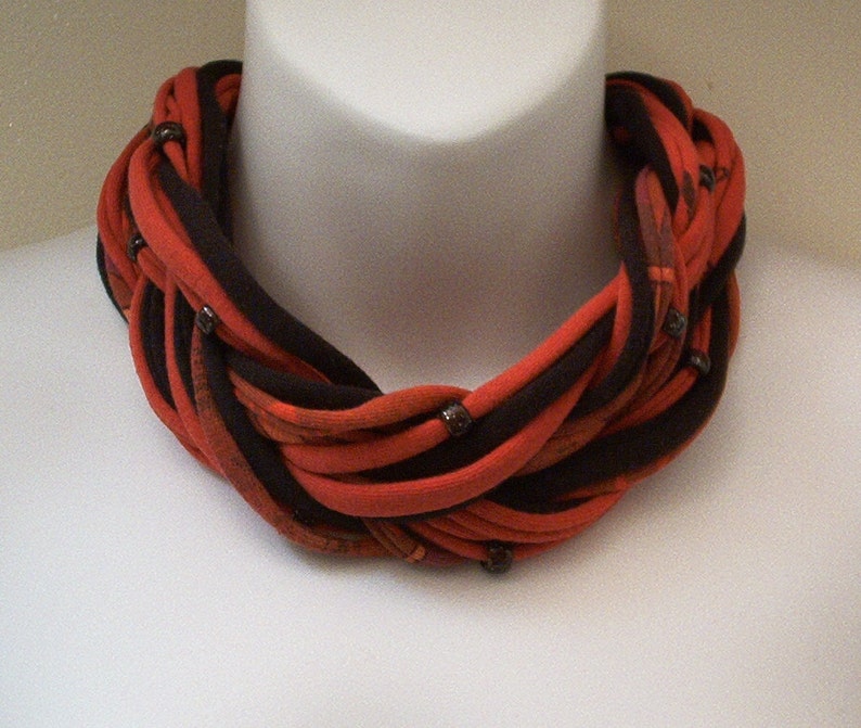 Multi Strand Beaded Choker Scarf Necklace Red /& Black