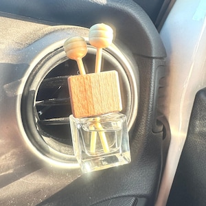 Car Scent Diffusers Hanging Vent clip Car Air Freshner Clean smell for cars