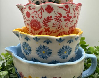 Display Risers for Pioneer Woman Measuring Cups - Set of 3, Farmhouse Decor