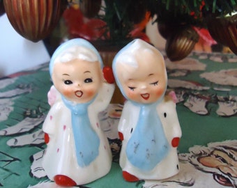 ANGEL S&P SHAKERS, 1950s, Happy Christmas Angels, Salt, Pepper Shaker Set, Ceramic, Pair, With Cork Stoppers, Explore Now!, embrace123@etsy