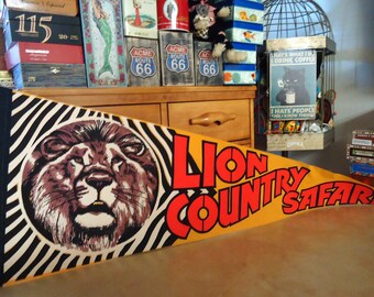 LION SAFARI PENNANT, Lion Country Safari, Felt Pennant, Souvenir, Drive Through Cageless Zoo, Amusement Park, Explore Now!, embrace123@etsy