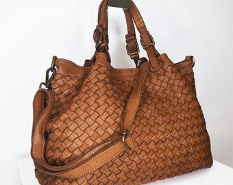 Cognac gewebte Ledertasche, weiche gewebte Handtasche, Ledertasche Frau, handgemachte Umhängetasche, große Einkaufstasche, moderne Leder-Umhängetasche, Elow