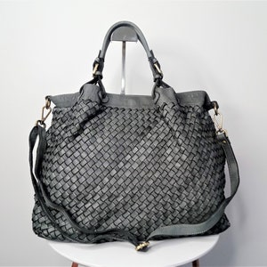 Bolso tote de cuero italiano tejido en gris suave, personalizable, bolso de mano italiano tejido en gris Italain, bolso holgado, monedero de cuero tejido a mano, Elow