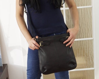 Black Leather Messenger Bag Vidal - Leather Cross-body Bag