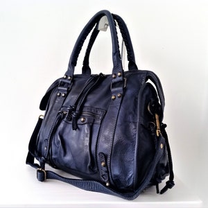 Black Italian Leather Bag, Customizable, Soft Leather Crossbody Purse, Italian Handmade Leather Handbag, Soft Leather Bag zipper, ACKER Dark blue