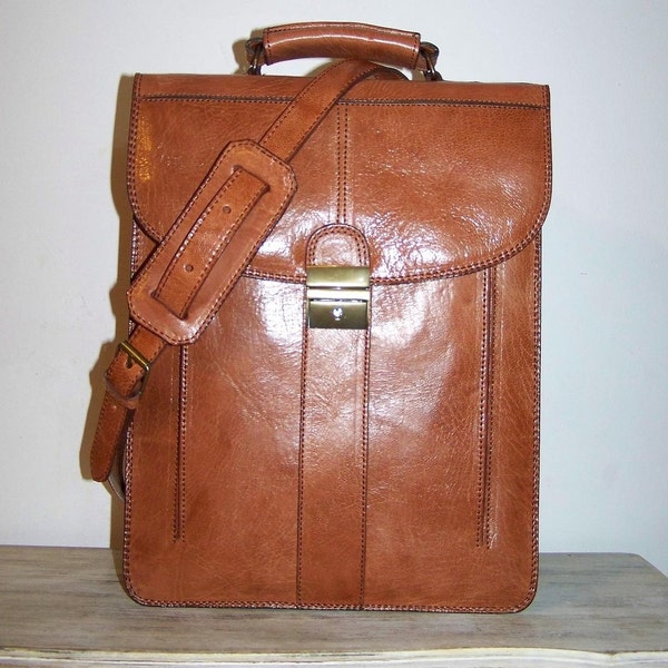 Tan leather briefcase lalptop bag shoulder bag messenger Elie xl in tan fits a 15 and 13 inches laptop