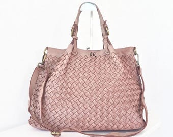 Baby Pink Woven Leather Bag, Customizable, Italian Handbag, Slouchy Crossbody, Handmade Purse Italy, Elow