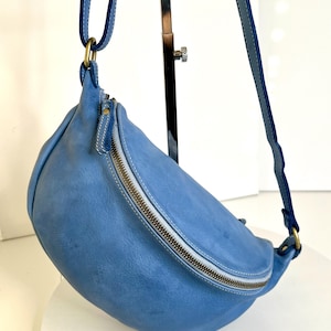 Blaue Denim Weiche Italienische Leder Gürteltasche, Blaue Italienische Leder Crossbody Bag, Blaue Schultertasche, Ledertasche Reißverschluss, Simon