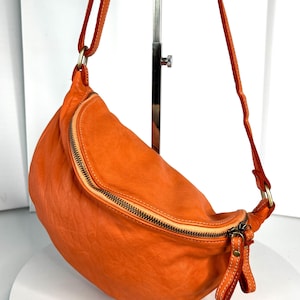 Orange Italienische Weiche Leder Gürteltasche, anpassbare, Weiche Italienische Leder Crossbody Bag, Orange Handtasche, Ledertasche Reißverschluss, Simon