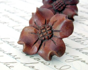 Vintage carved flower earrings, studs posts, wood  botanical jewelry