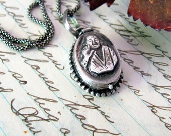 Vintage sterling silver Buddha prayer box pendant necklace, locket, container or pill box holder, Buddhist jewelry