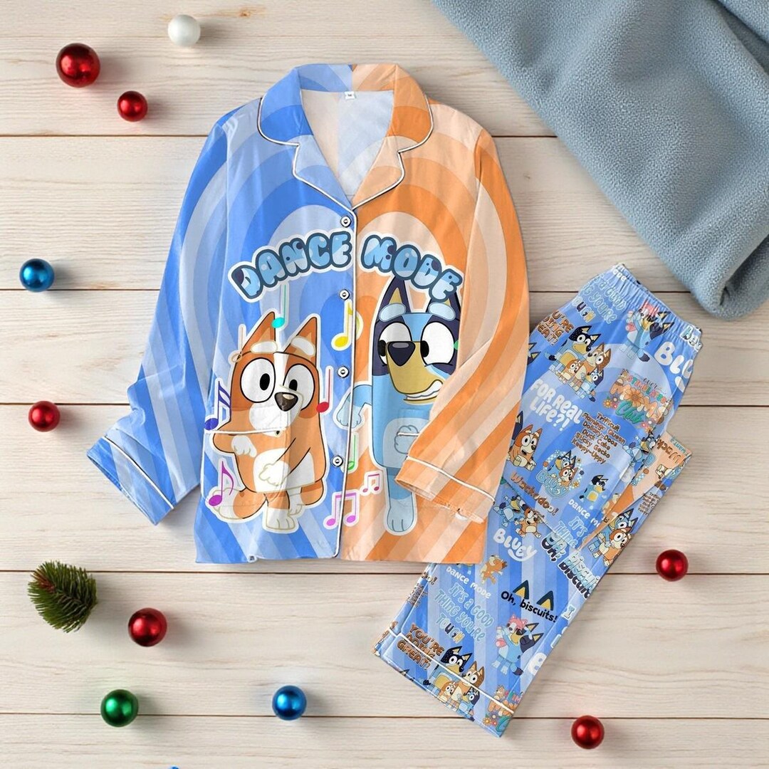 Bluey Dance Mode Christmas Pajamas Set for Kids Holiday Sleepwear Bluey Matching Family Christmas Pajamas