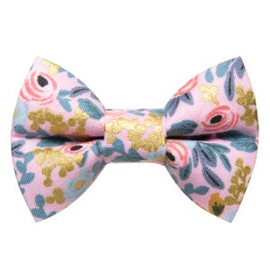 Corbata de arco de gato - &quot;La Catchella&quot; - Rifle Papel Co Tela Floral