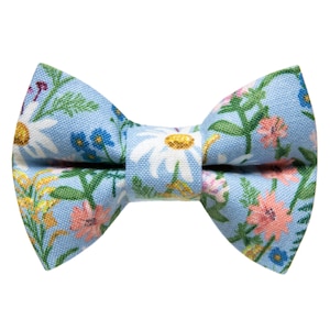 Pajarita de gato - &quot;La Margarita Oopsie&quot; - Estampado floral - Rifle Paper Co Fabric