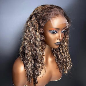 16” Highlight Pixie Wavy Wig – 100% Burmese Virgin Hair | HD 5x5 Lace Closure | Glueless & Beginner Friendly