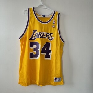 Set da basket vintage Shaquille O’Neal dei Lakers, completo Champion, pantaloncini NBA Deadstock, streetwear, estetica Gorpcore, kit da basket Y2K. immagine 3