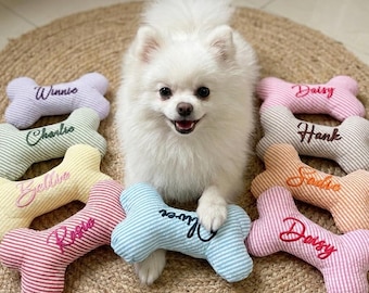 Juguete personalizado con forma de hueso para perros, peluche de cachorro con nombre bordado personalizado, juguete chirriante para mascotas, regalo de cumpleaños para perros, regalo para cachorros recién nacidos, regalo para mamás perrunas.