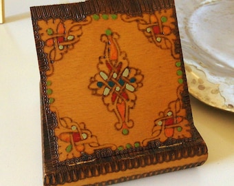Vintage Pyrografisk Träprydnadsask, Bulgarisk Handmålad Smyckesask