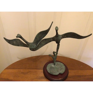 Vintage Gänse Skulptur Rohrkolben Metall Patina Holz Basis Dekor Tierskulptur 12 ”x 14”