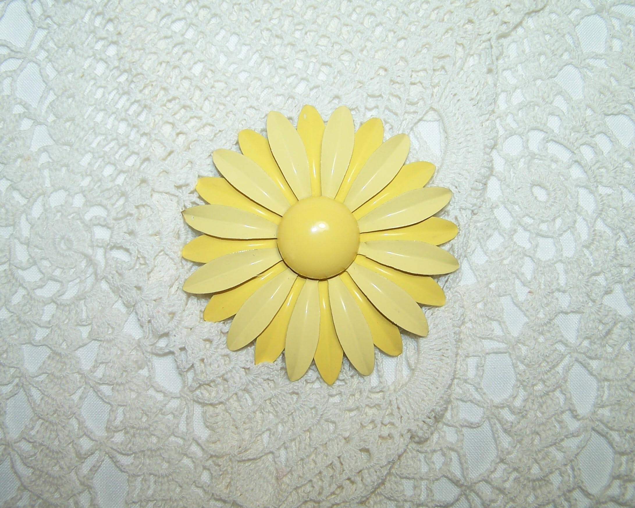 【激レア】PMO DAISY PIN SET #1 YELLOW Large Yellow Daisy Brooch - Etsy