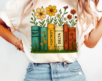 Camiseta estampada de flores y libros, camiseta para amantes de los libros, regalo para profesores