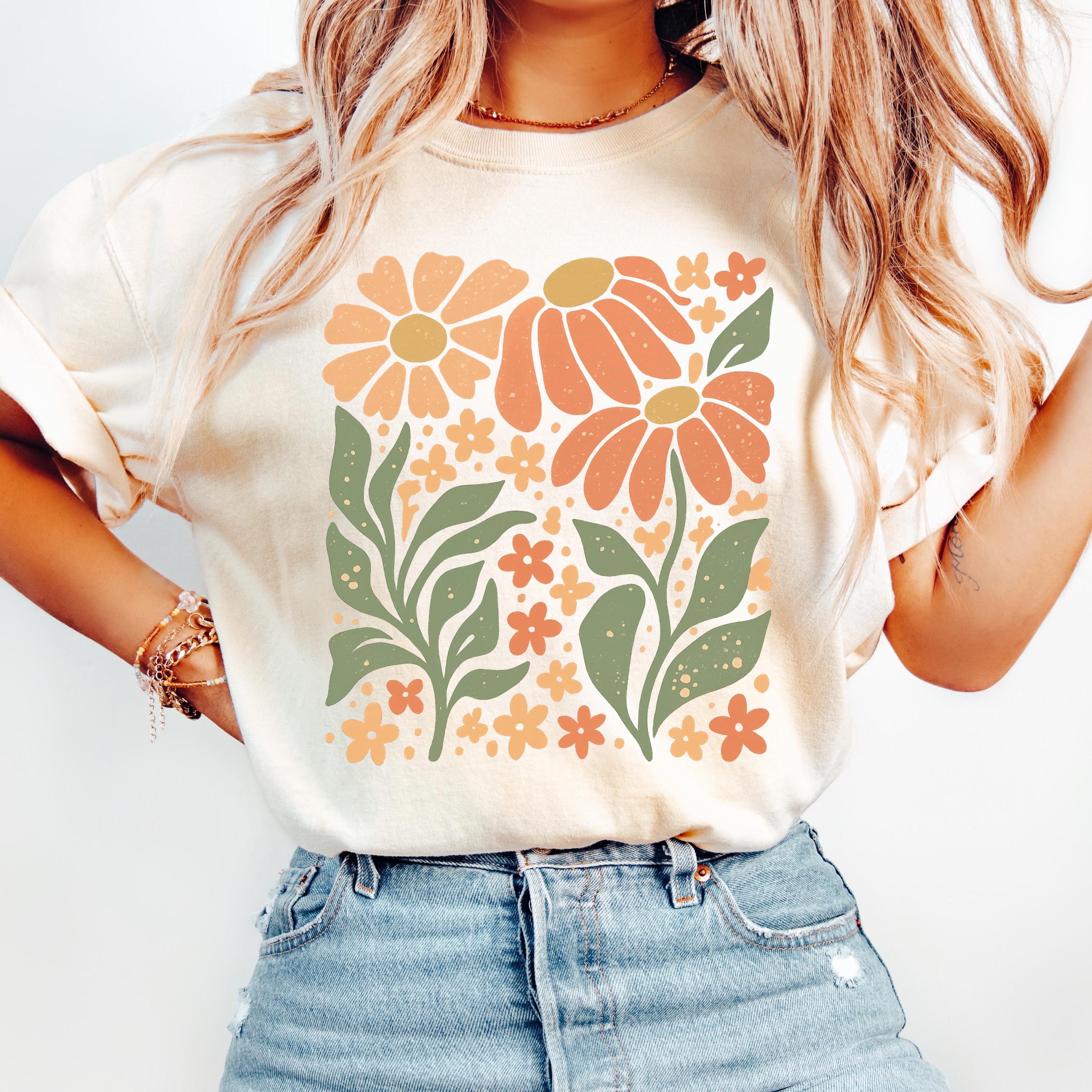 Boho Daisy Flower Comfort Colors Tee: Retro Floral Botanical Shirt