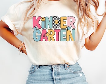 Comfort Colors Kindergärtnerin Shirt: Back to School Geschenk