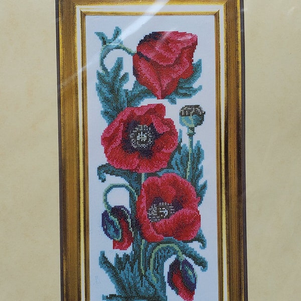 New NIP Twilleys Of Stamford England Poppies Poppy Cross Stitch Kit Red Floral Garden Coral Guest Seed Pod Embroidery In Bloom Flanders