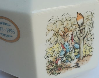 Vintage EUC Peter Rabbit Wedgwood Beatrix Potter Frederick Warne English Fine Bone China Hexagon Box Baby’s Christening Bank 100 Anniversary