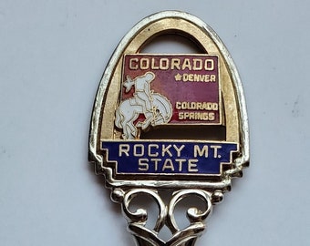 Vintage EUC Colorado Rocky Mt Mountain State Map Souvenir Silver Metal Spoon Hard Enamel Bucking Bronco Cowboy Centennial Columbine Denver