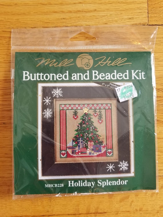Holly Jolly Season Cross Stitch Mill Hill 2004 Buttons /& Beads Winter